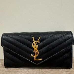 CASSANDRE MATELASSÉ LARGE FLAP WALLET IN LAMBSKIN - used